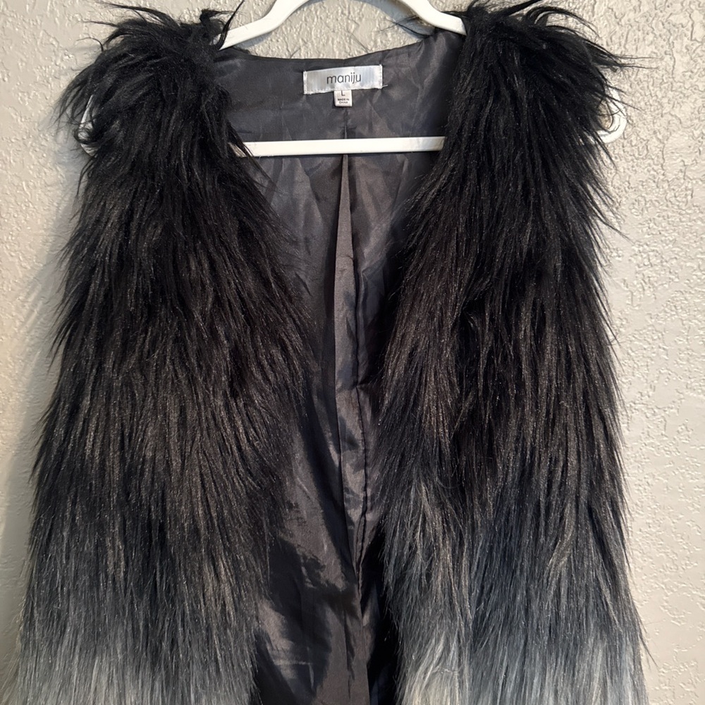 Black and Gray Faux Fur Vest Jacket Size Large